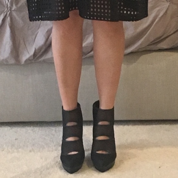 BCBGeneration black mesh ankle boots - Picture 8 of 8